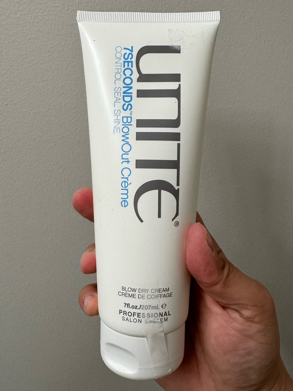 NWT 7SECONDS Blowout Crème